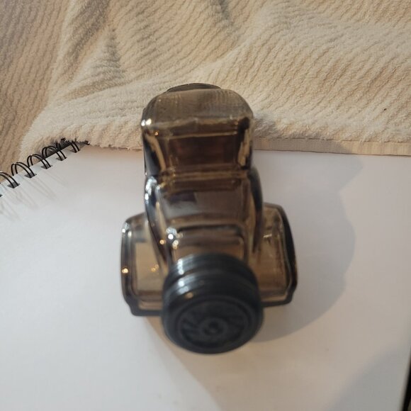 Vintage Avon Car Decanter Collectible. -- -ITEM #1582 - Picture 2 of 6